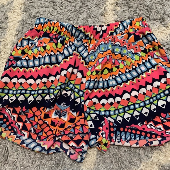 Tyche patterned shorts - Picture 1 of 2